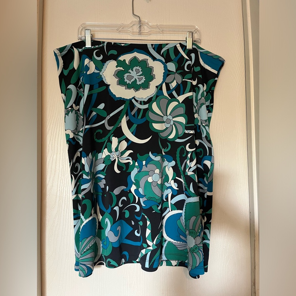 New York and Company. Green/Blue Paisley A line skirt. Beaded stitching